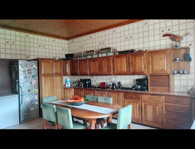 3 BEDROOM FREEHOLD FOR SALE IN DALVIEW